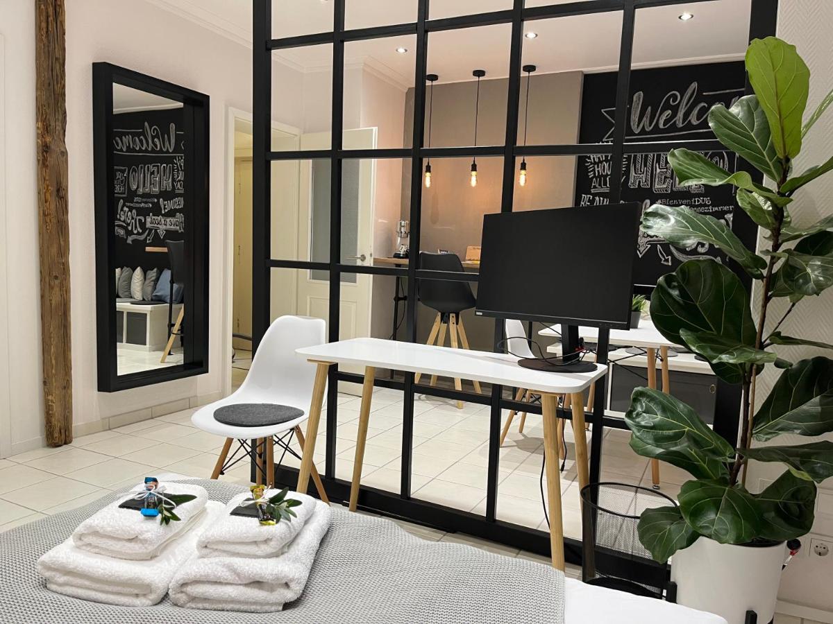 Bienvenidus - Self Service - Zur Selbstversorgung - Messezimmer - Düsseldorf