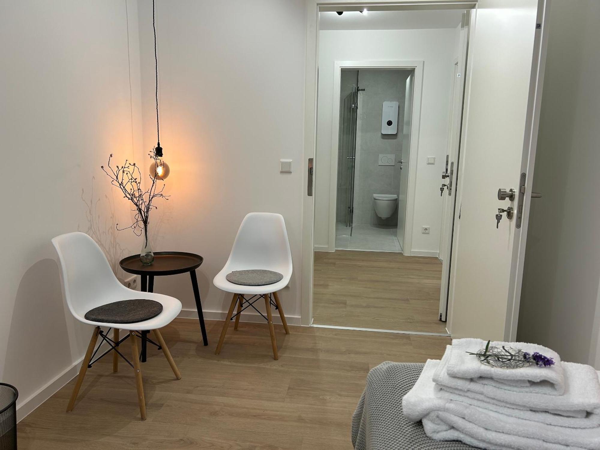 Gasthof Bienvenidus - Self Service - Zur Selbstversorgung - Messezimmer - Düsseldorf